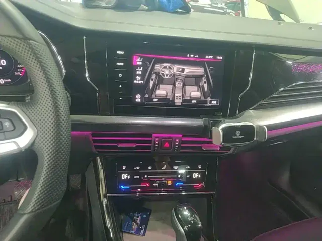 Volkswagen Passat — Фото автомобиля 12