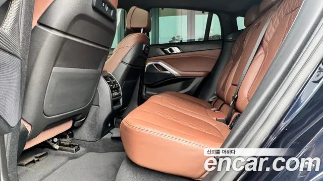 BMW X6 xDrive40i M Sport — Фото автомобиля 12