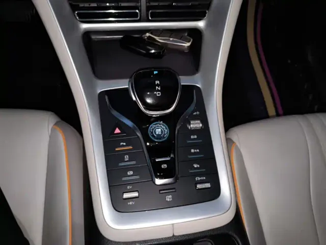 BYD Song Pro — Фото автомобиля 13