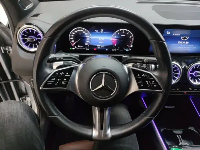 Mercedes-Benz GLB-Class — Фото автомобиля 10