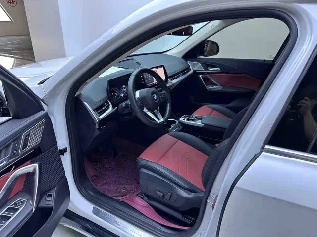 BMW X1 — Фото автомобиля 10