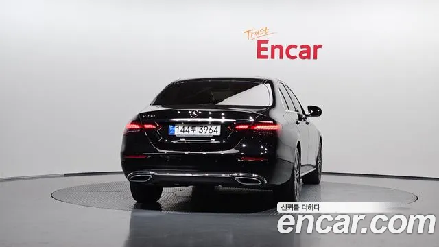 Mercedes-Benz E-Class W213 — Фото автомобиля 4