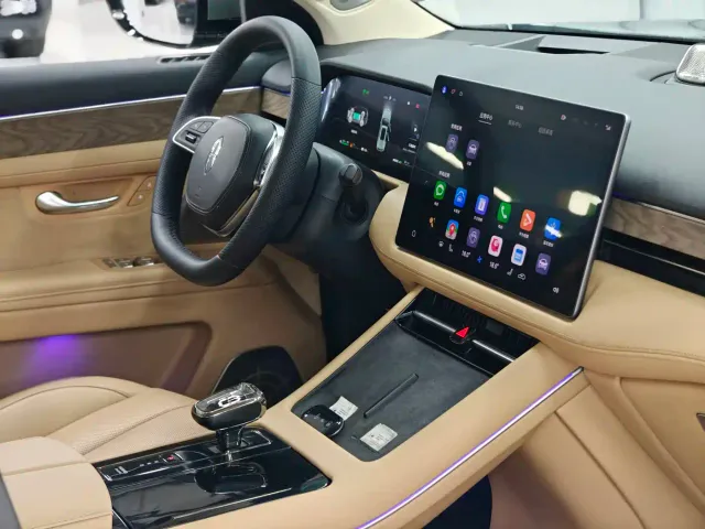 AITO Wenjie AITO M7 2022 1.5T 4WD Flagship Edition — Фото автомобиля 9
