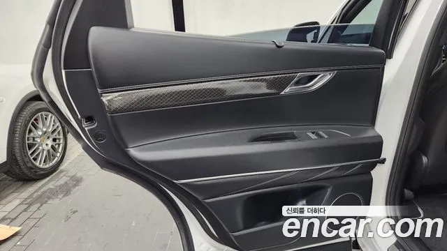Genesis GV80 — Фото автомобиля 24