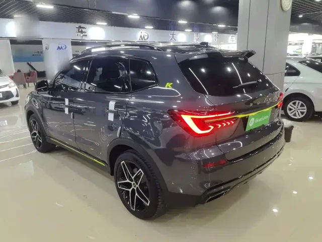 Roewe RX5 — Фото автомобиля 22