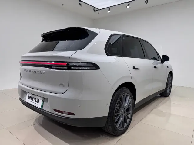 Leapmotor C10 — Фото автомобиля 4