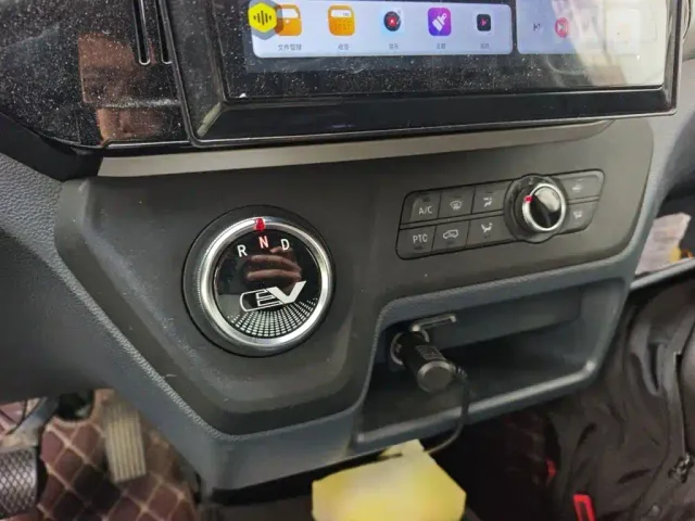 Maxus EV30 — Фото автомобиля 6