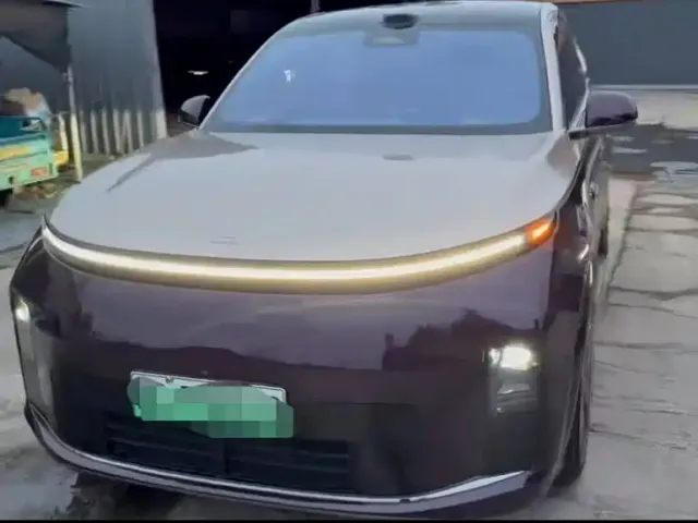 Li Auto L9 — Фото автомобиля 2