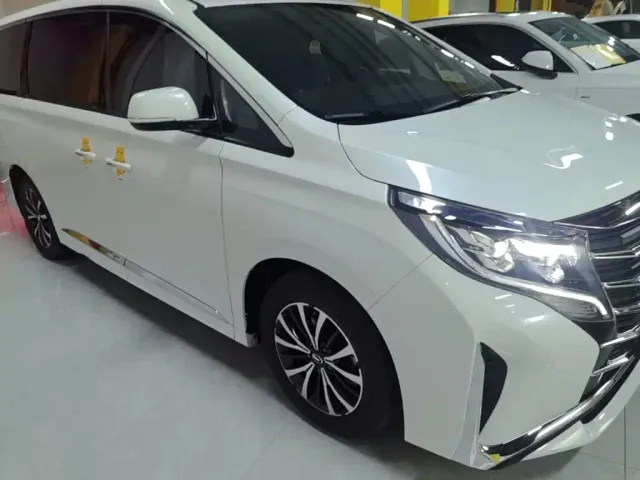 GAC Trumpchi M8 — Фото автомобиля 3