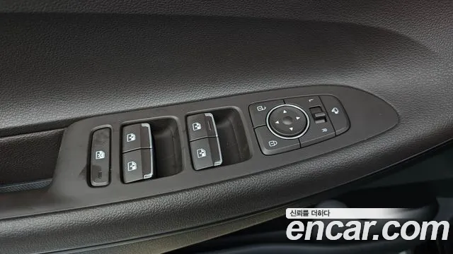 Hyundai Grandeur Grandeur (New) — Фото автомобиля 19