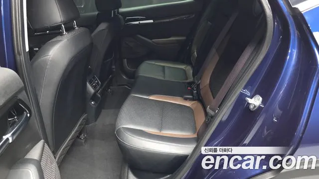 Kia Seltos Seltos Бензин 1.6 Turbo 4WD — Фото автомобиля 12