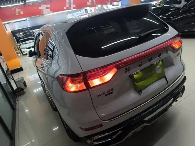 Haval M6 — Фото автомобиля 4