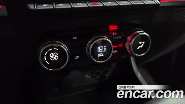 Renault-KoreaSamsung XM3 1.3 TCe RE Signature — Фото автомобиля 18