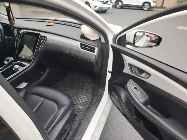 Roewe Feifan ER6 — Фото автомобиля 19