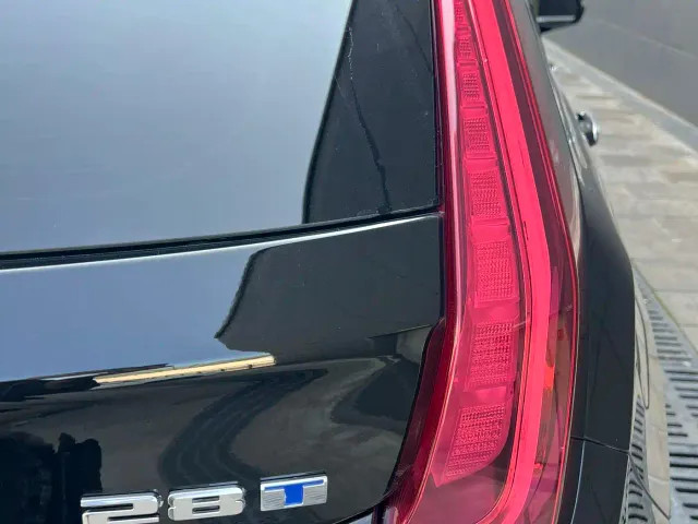 Cadillac XT4 — Фото автомобиля 17