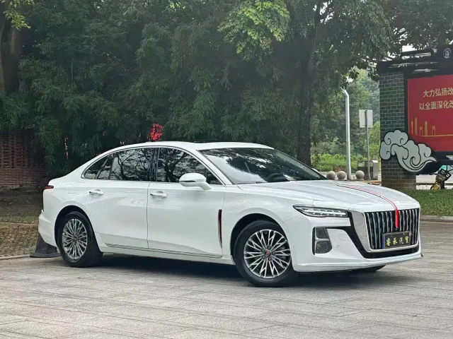 Hongqi H5 — Фото автомобиля 2