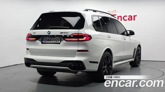 BMW X7 M60i xDrive M Sport 6 мест — Фото автомобиля 2
