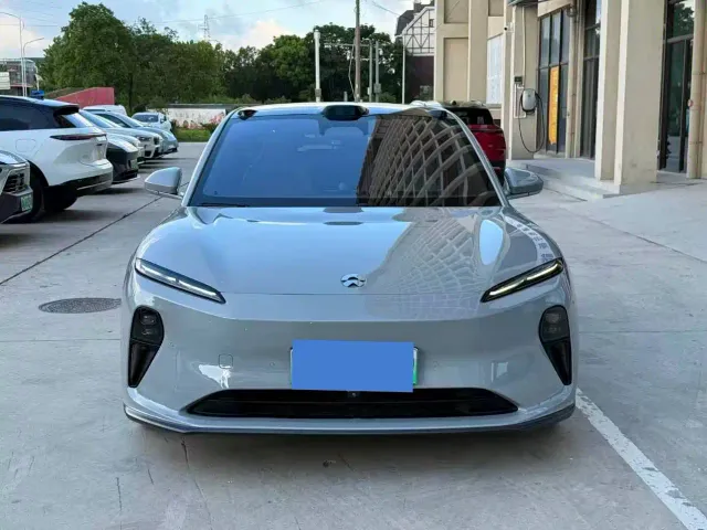 Nio ET5 Touring — Фото автомобиля 2