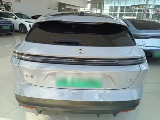 Nio ET5 Touring — Фото автомобиля 5