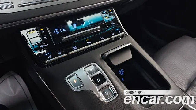 Hyundai Grandeur Новый Grandeur IG 3.0 LPi (Для проката) — Фото автомобиля 9