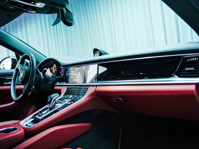 Porsche Panamera — Фото автомобиля 17