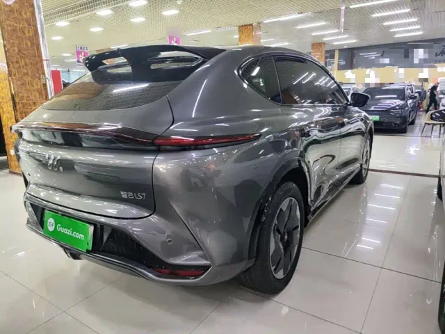 IM Motors IM LS7 — Фото автомобиля 6