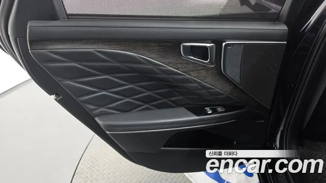 Kia K8 Hybrid — Фото автомобиля 14