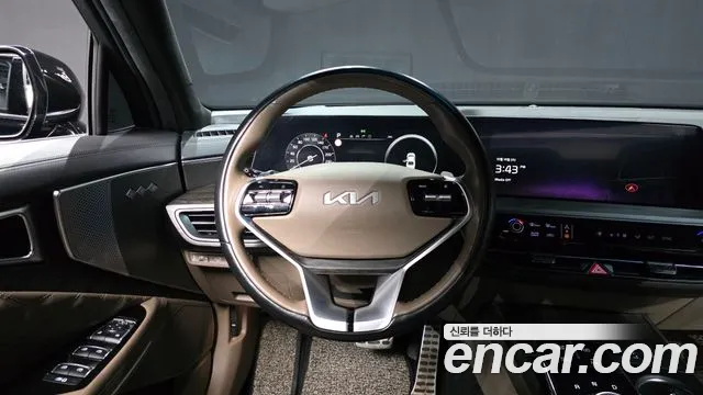 Kia K8 — Фото автомобиля 19