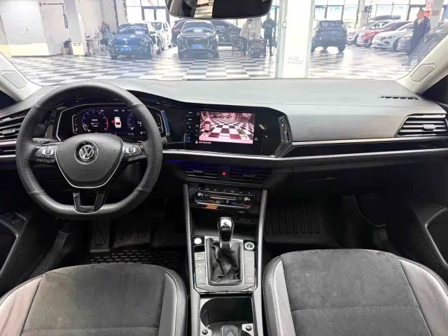 Volkswagen Sagitar — Фото автомобиля 12