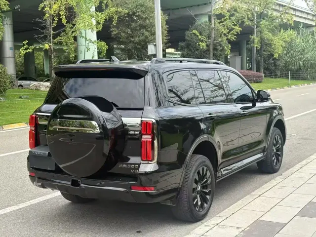 Tank Tank 500 2022 3.0T Black Warrior Limited Edition 5-seater — Фото автомобиля 9
