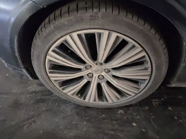 Volvo S90 — Фото автомобиля 24
