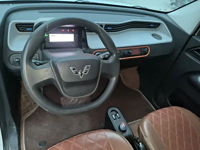 Wuling Hongguang Mini EV — Фото автомобиля 9