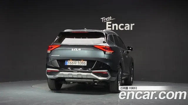Kia Sportage Sportage 5-е поколение Бензин 1.6 турбо 2WD — Фото автомобиля 4