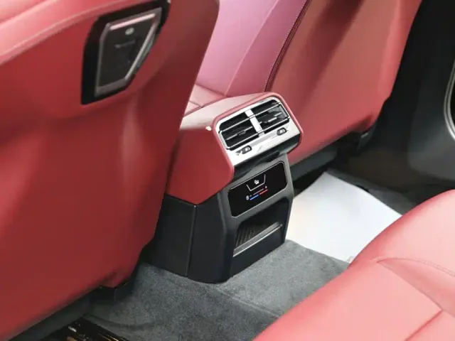 BMW 5 Series — Фото автомобиля 20