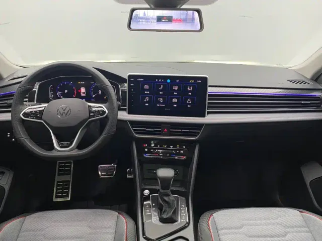 Volkswagen Tiguan X — Фото автомобиля 7