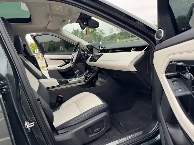 Land Rover Range Rover Evoque — Фото автомобиля 12