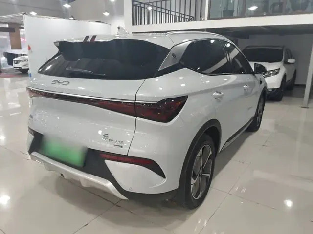 BYD Yuan PLUS — Фото автомобиля 6