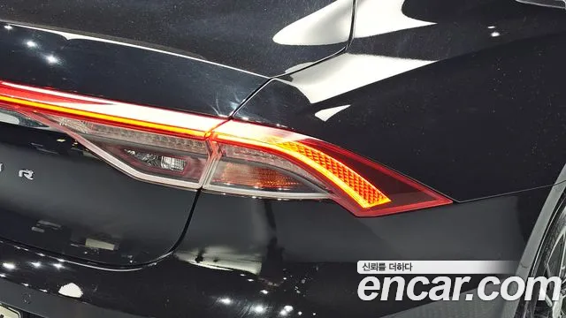 Hyundai Grandeur Grandeur (New) — Фото автомобиля 23