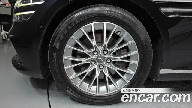 Genesis G80 RG3 — Фото автомобиля 5
