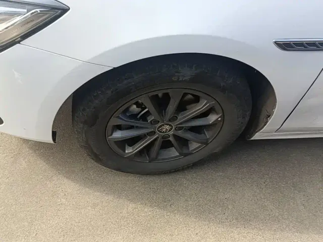 BYD Qin PLUS — Фото автомобиля 22