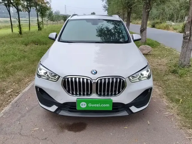 BMW X1 — Фото автомобиля 2