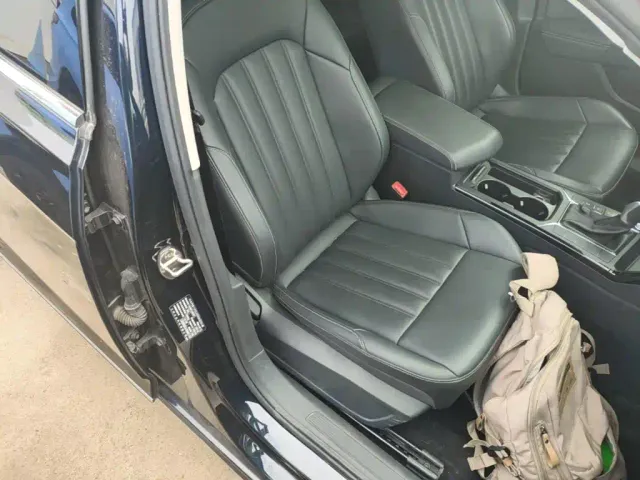 Volkswagen Passat — Фото автомобиля 24