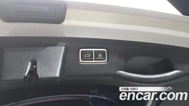 Kia Sorento Sorento 4-е поколение Дизель 2.2 2WD — Фото автомобиля 30