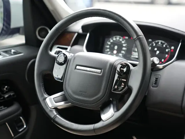 Land Rover Range Rover — Фото автомобиля 10
