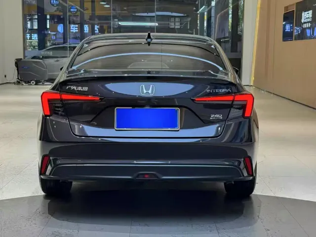 Honda Integra — Фото автомобиля 5