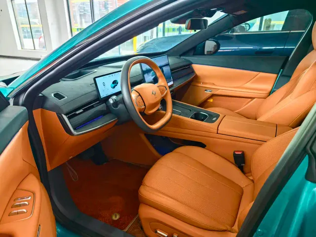 Dongfeng eπ 007 — Фото автомобиля 8