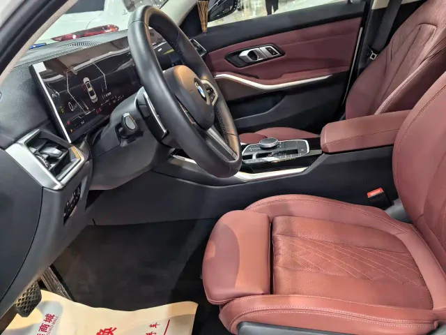 BMW 3 Series — Фото автомобиля 4