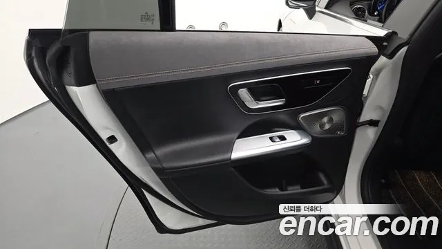 Mercedes-Benz EQE V295 — Фото автомобиля 14
