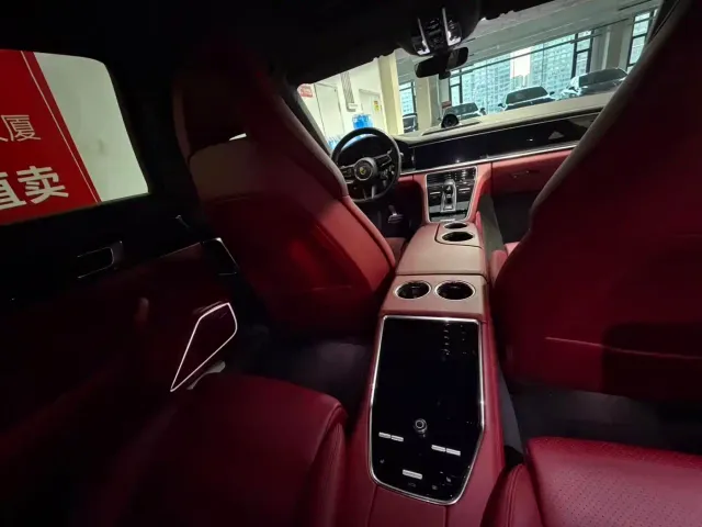 Porsche Panamera — Фото автомобиля 6