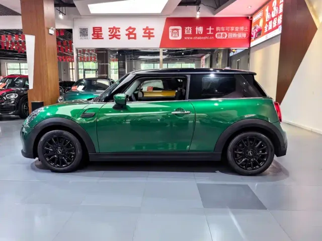 MINI Hatch — Фото автомобиля 3
